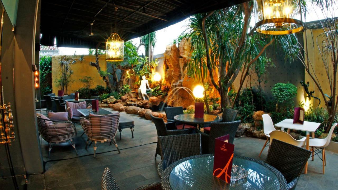 Amaroossa Cosmo Jakarta Exterior photo